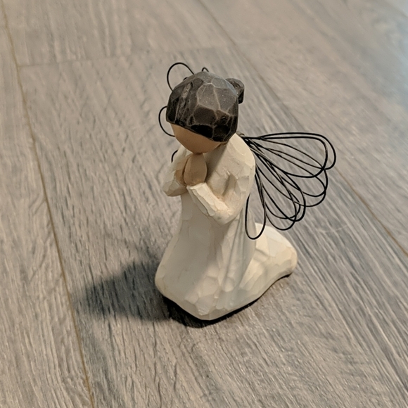 Willow Tree Angel of Prayer sculpture
